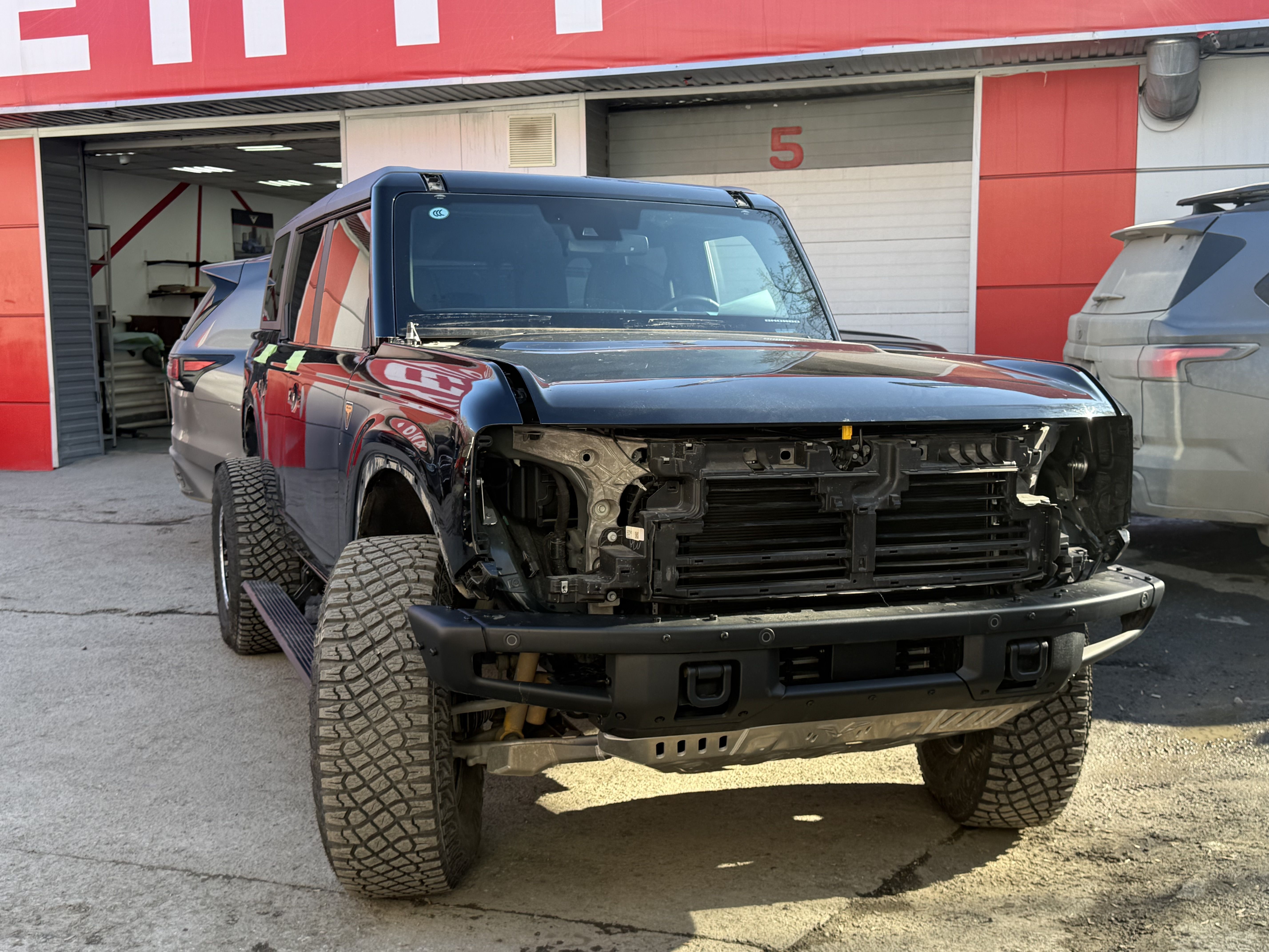 Ford Bronco оклейка 5