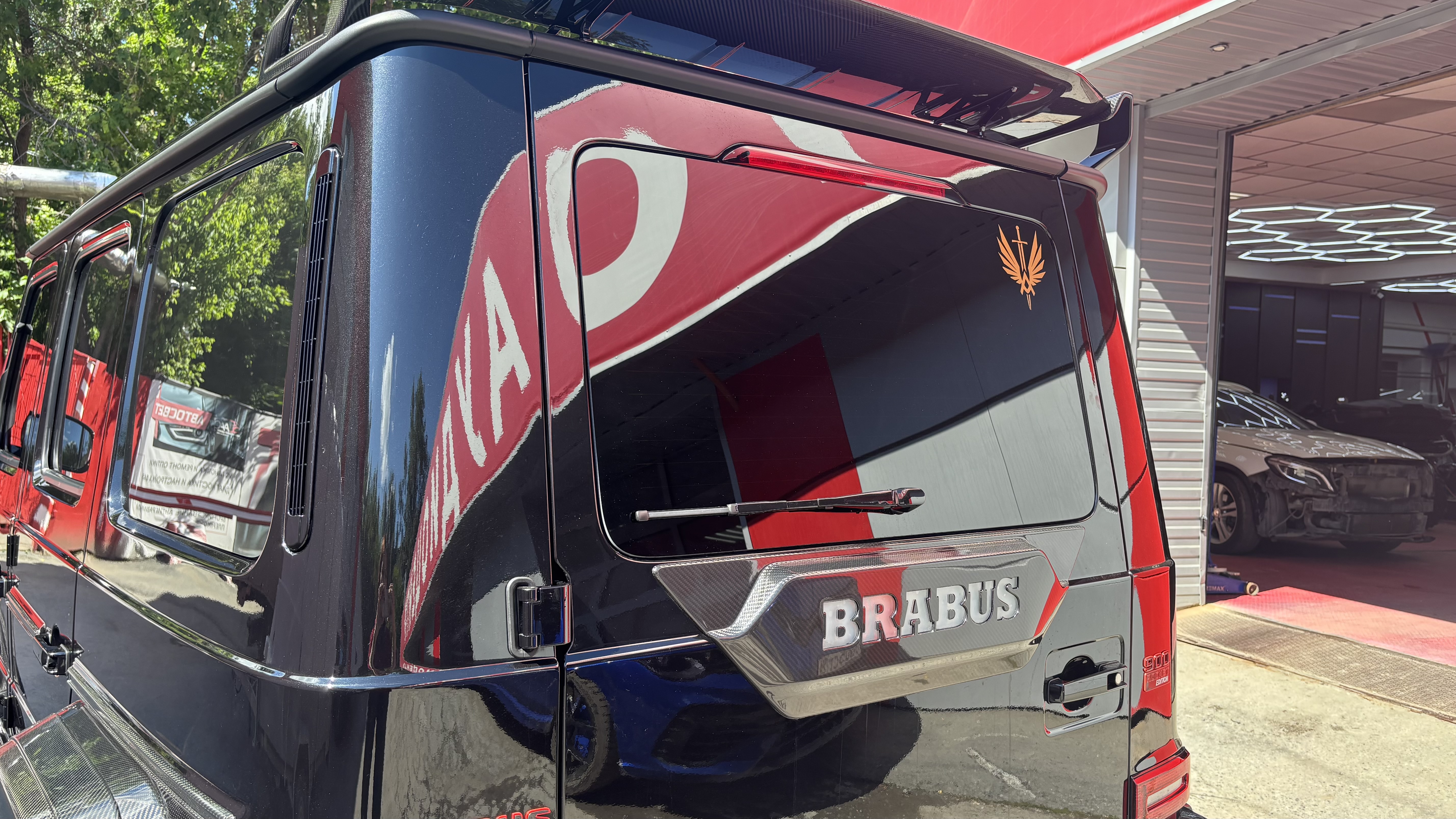 BRABUS 900 Rocket Edition 10