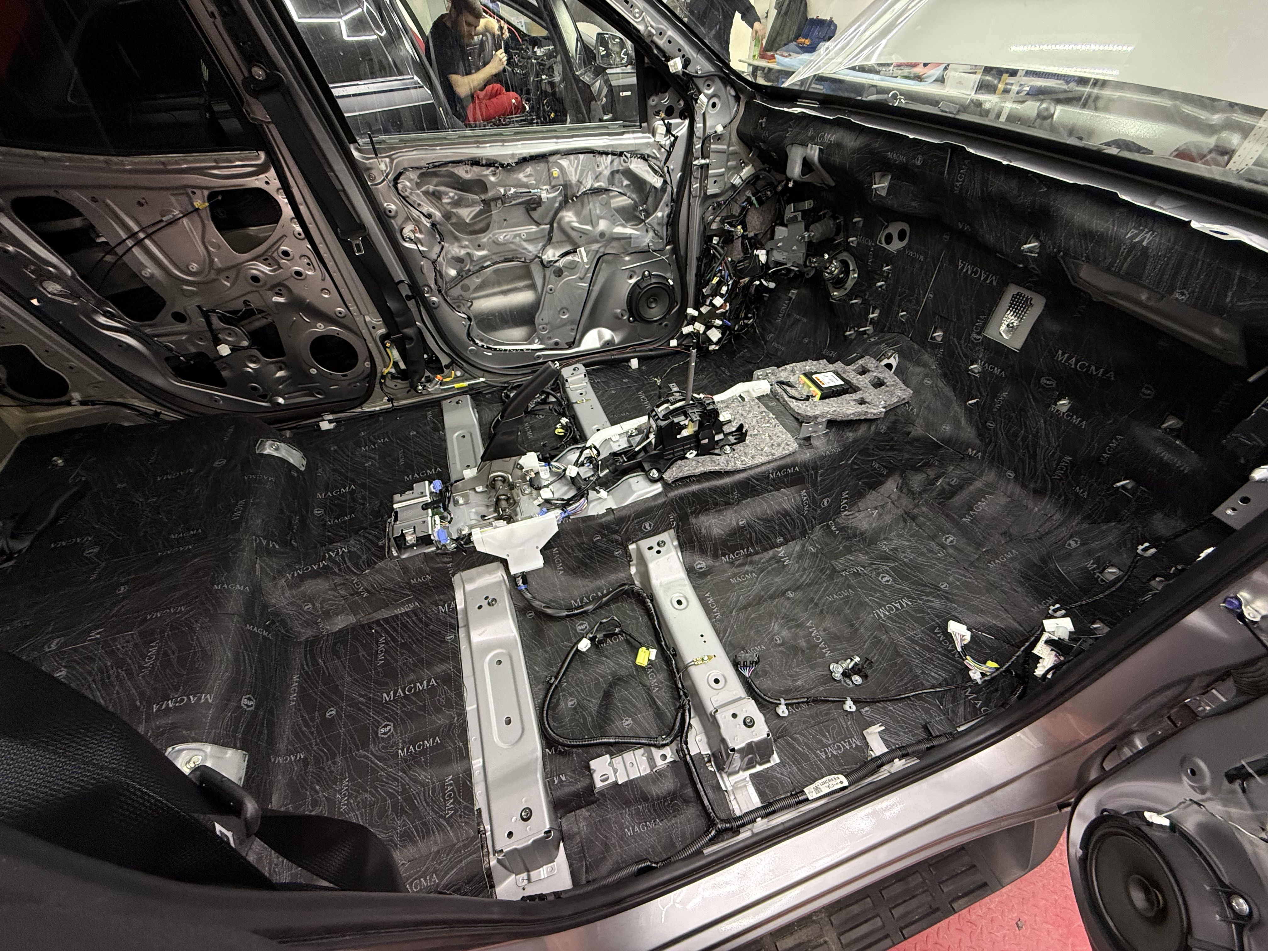 Шумоизоляция Mitsubishi L200 10