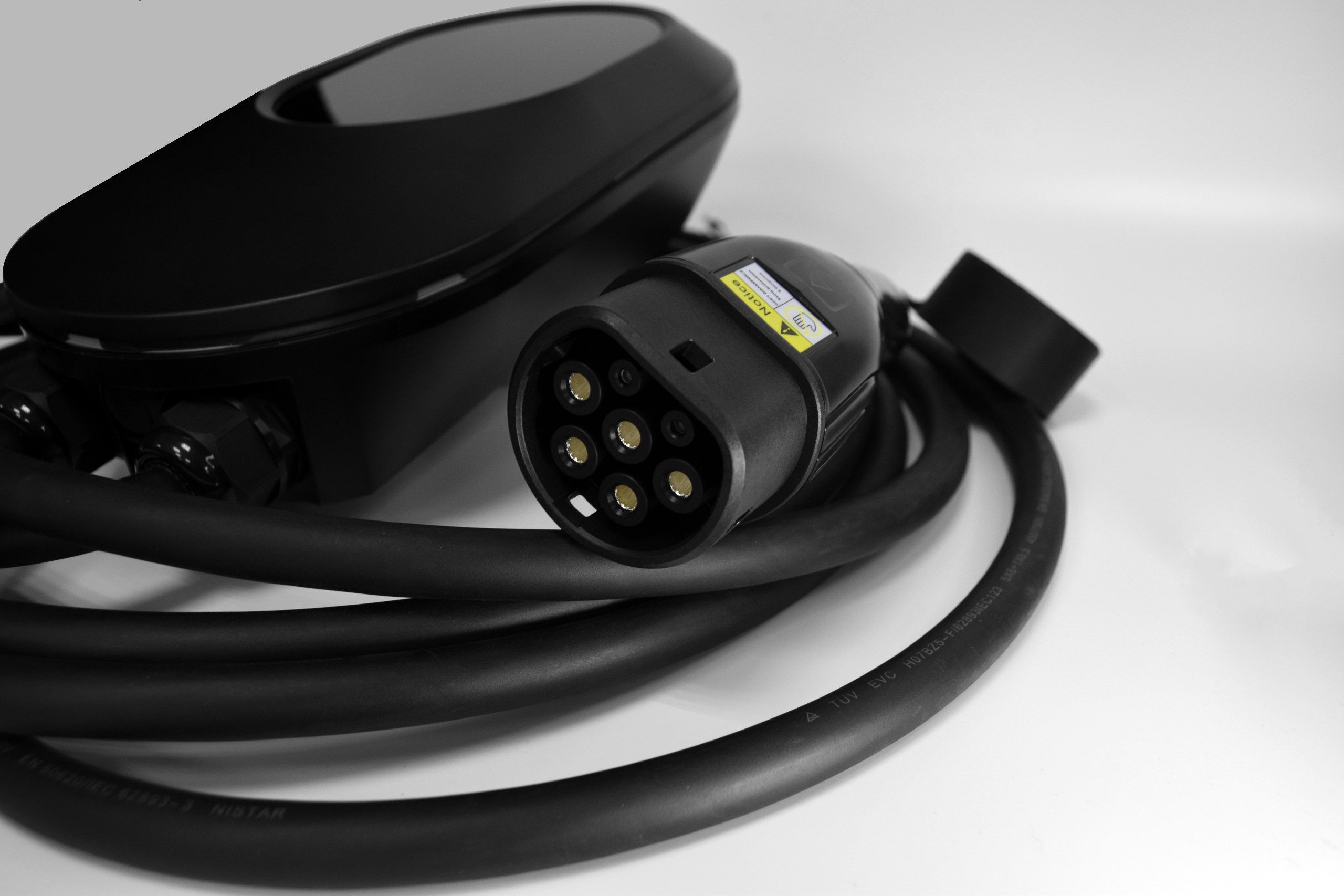 Зарядная станция EV CHARGE A08 использование