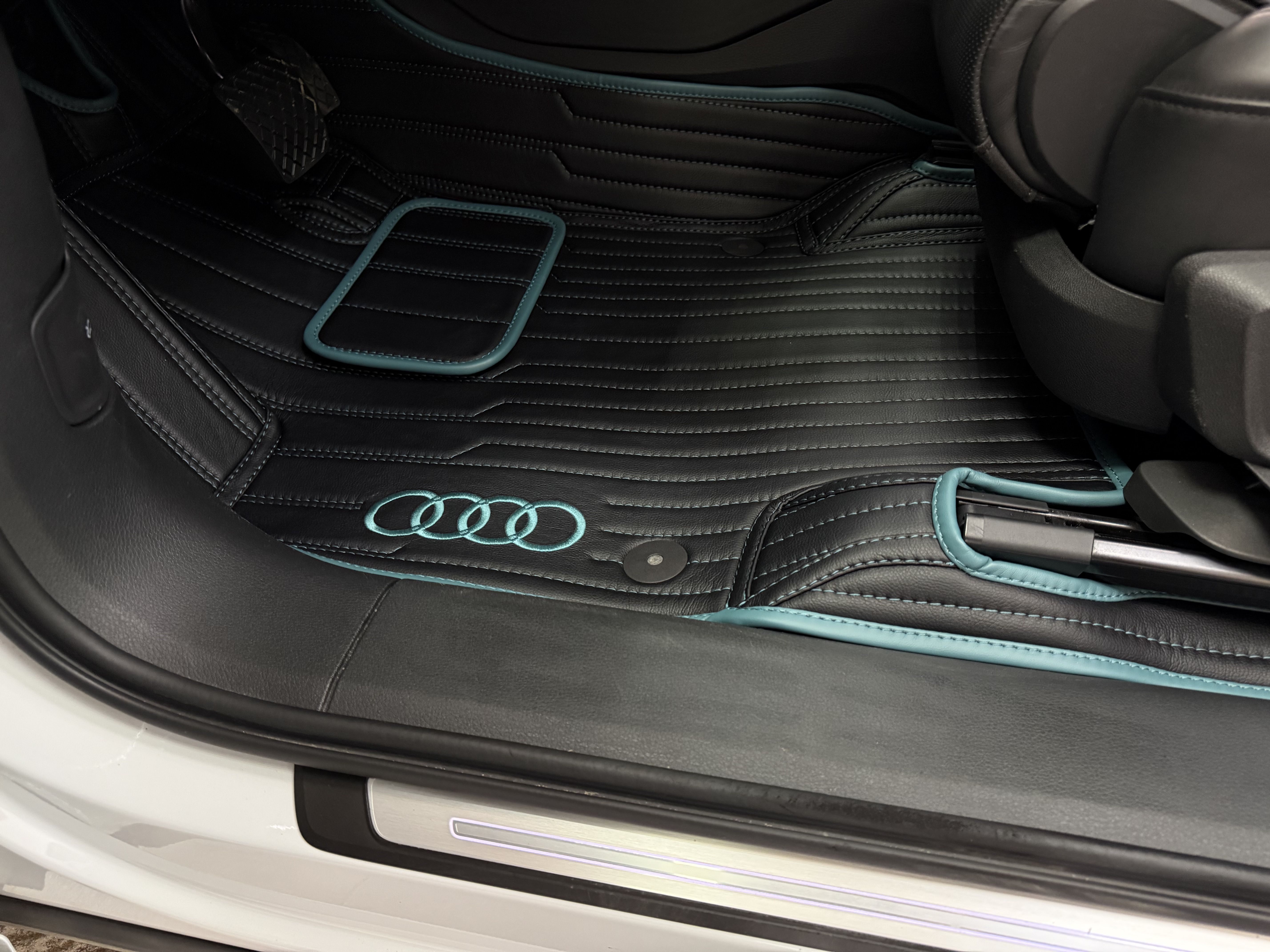 Ковры Audi e-tron 2