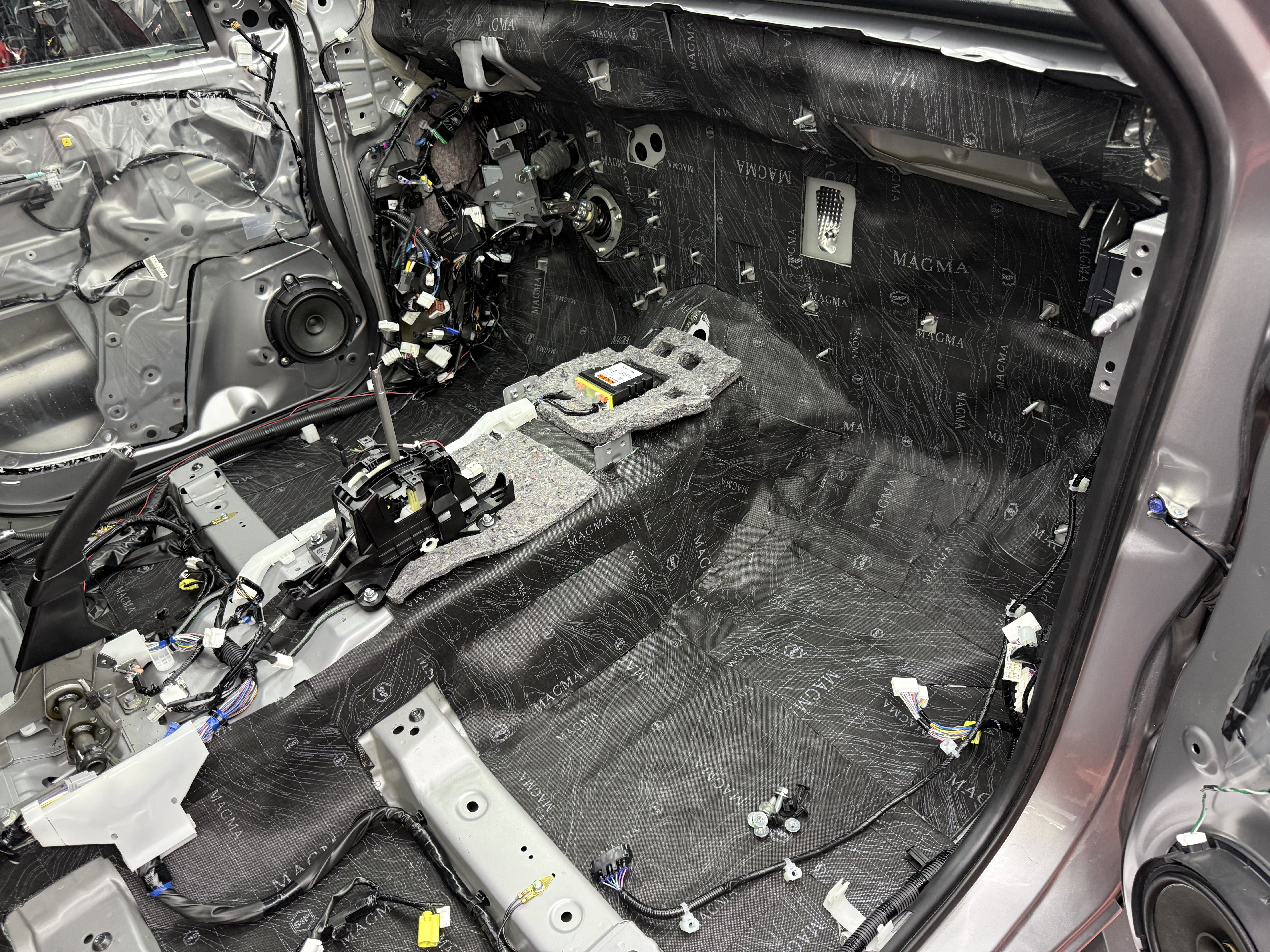 Шумоизоляция Mitsubishi L200 9