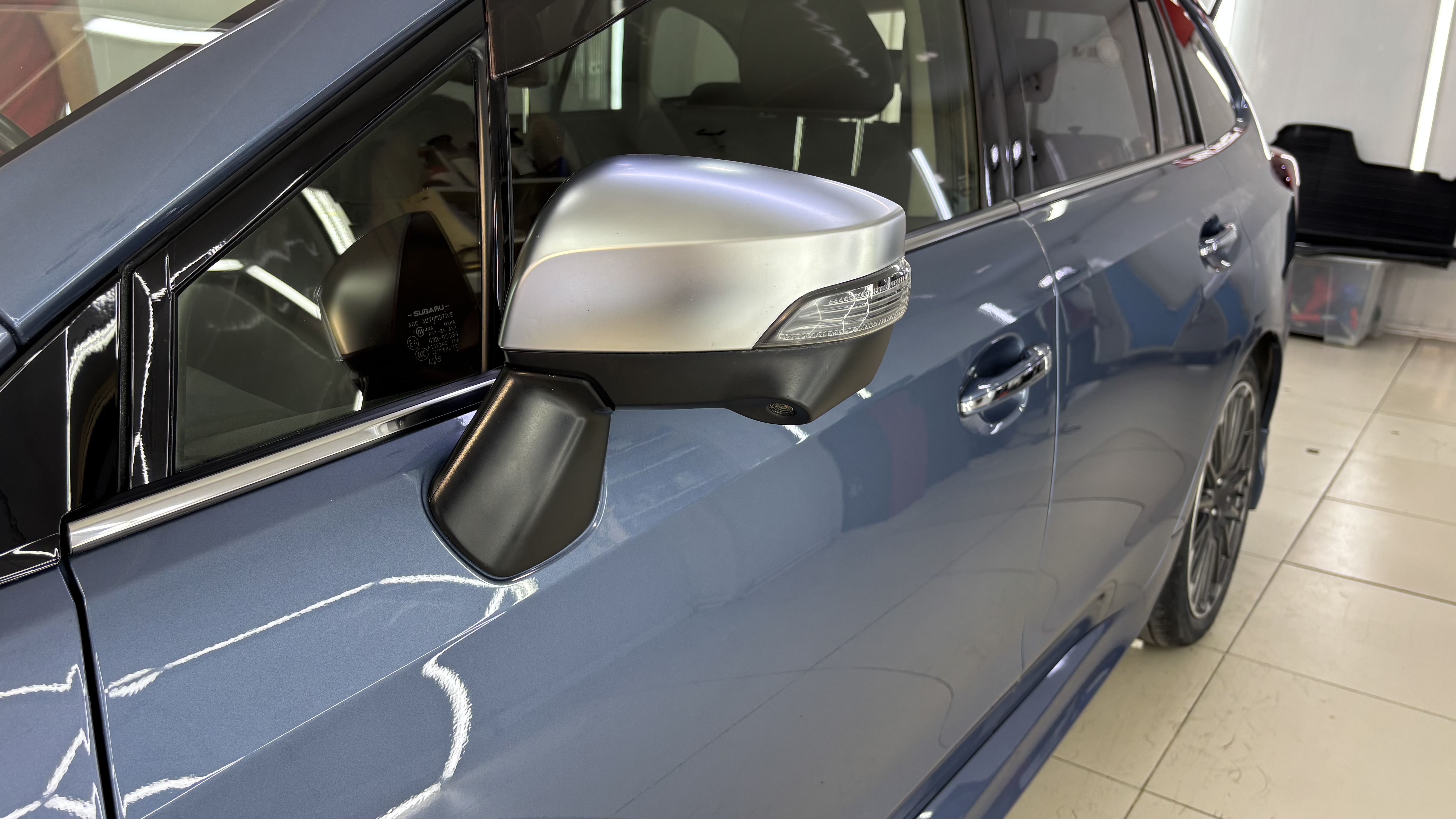 Боковая часть Subaru Levorg после керамической обработки