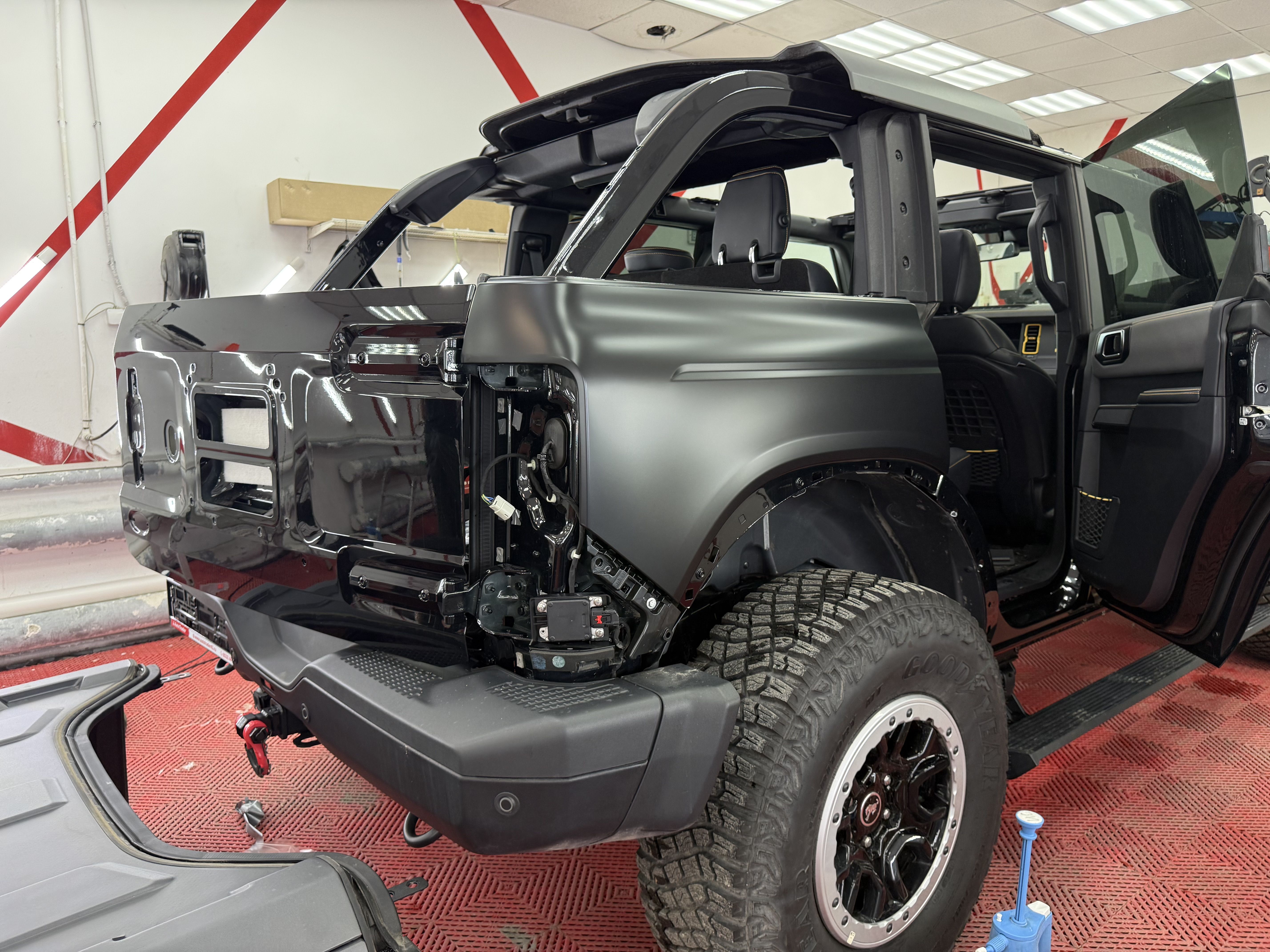 Ford Bronco оклейка 9