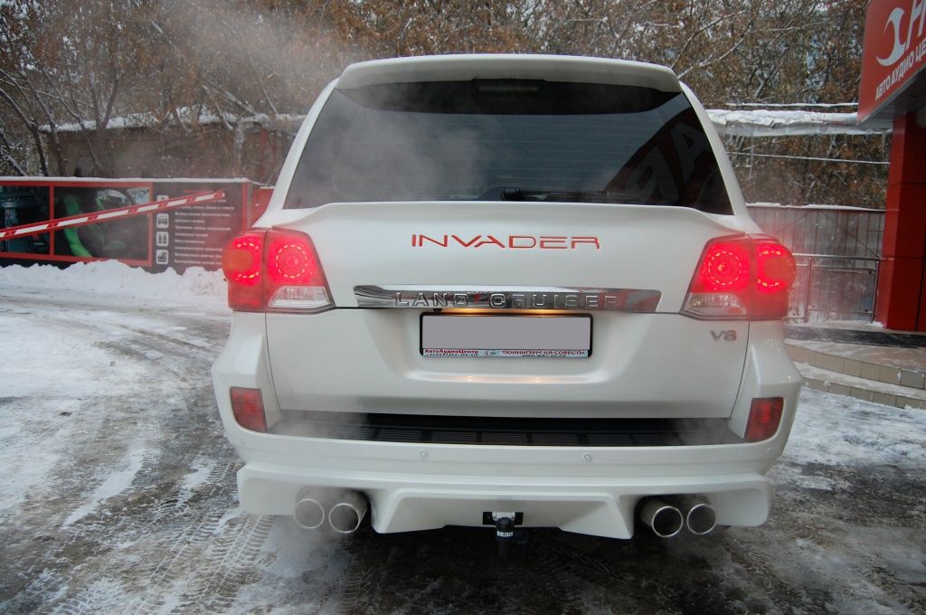 Тюнинг Toyota Land Cruiser 200 Invader