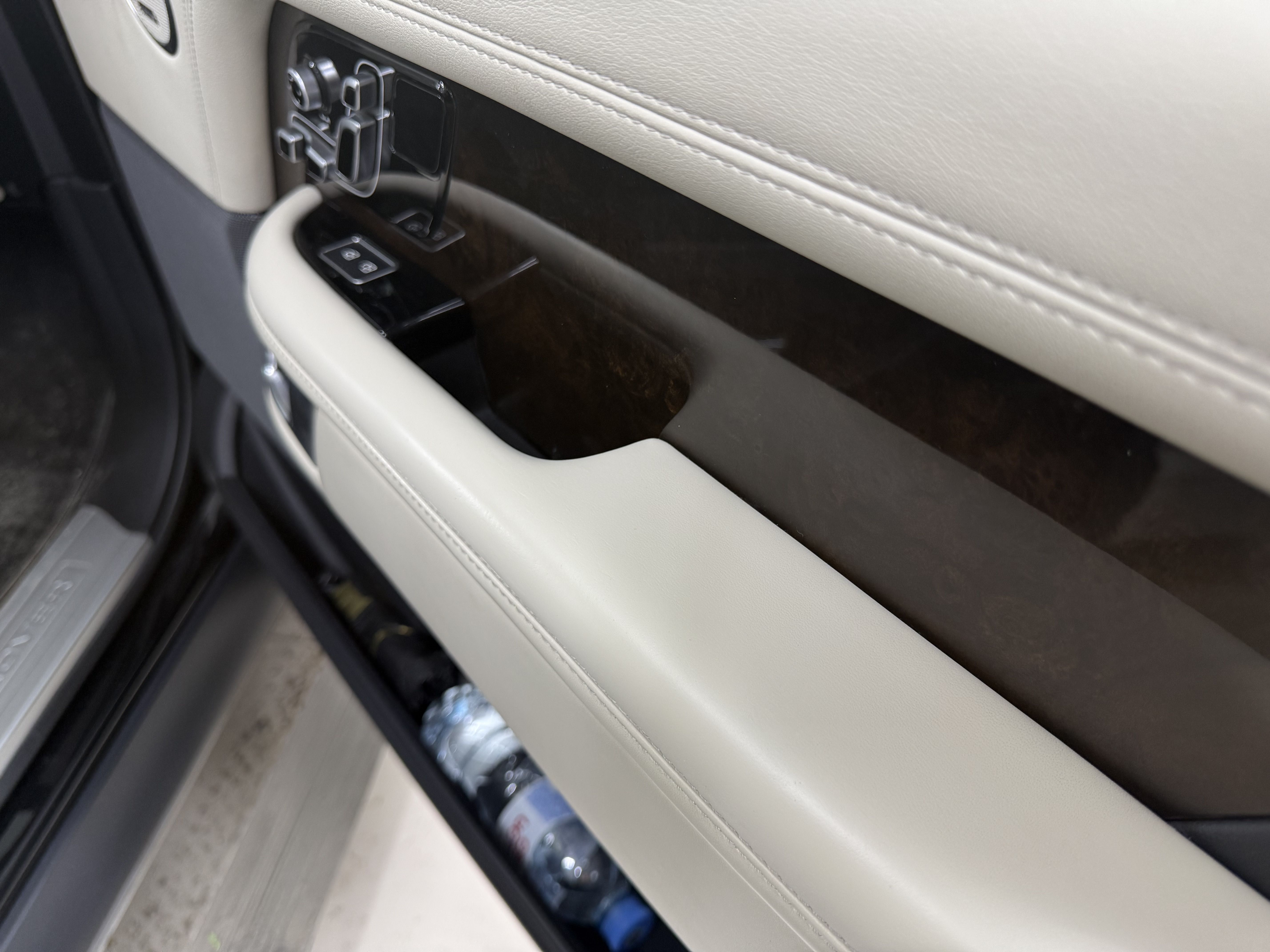 Реставрация кожи Range Rover 4