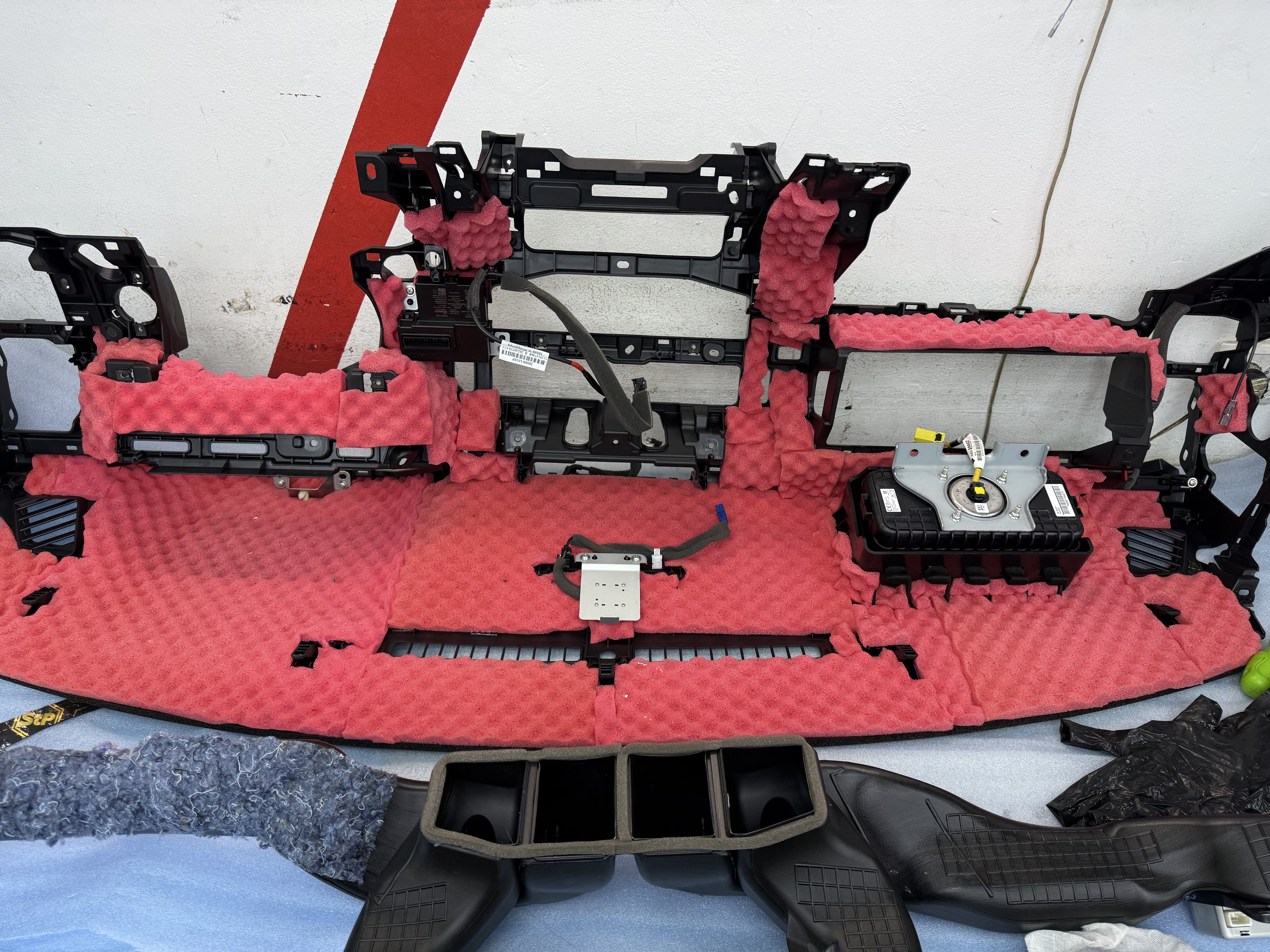 Шумоизоляция Mitsubishi L200 1