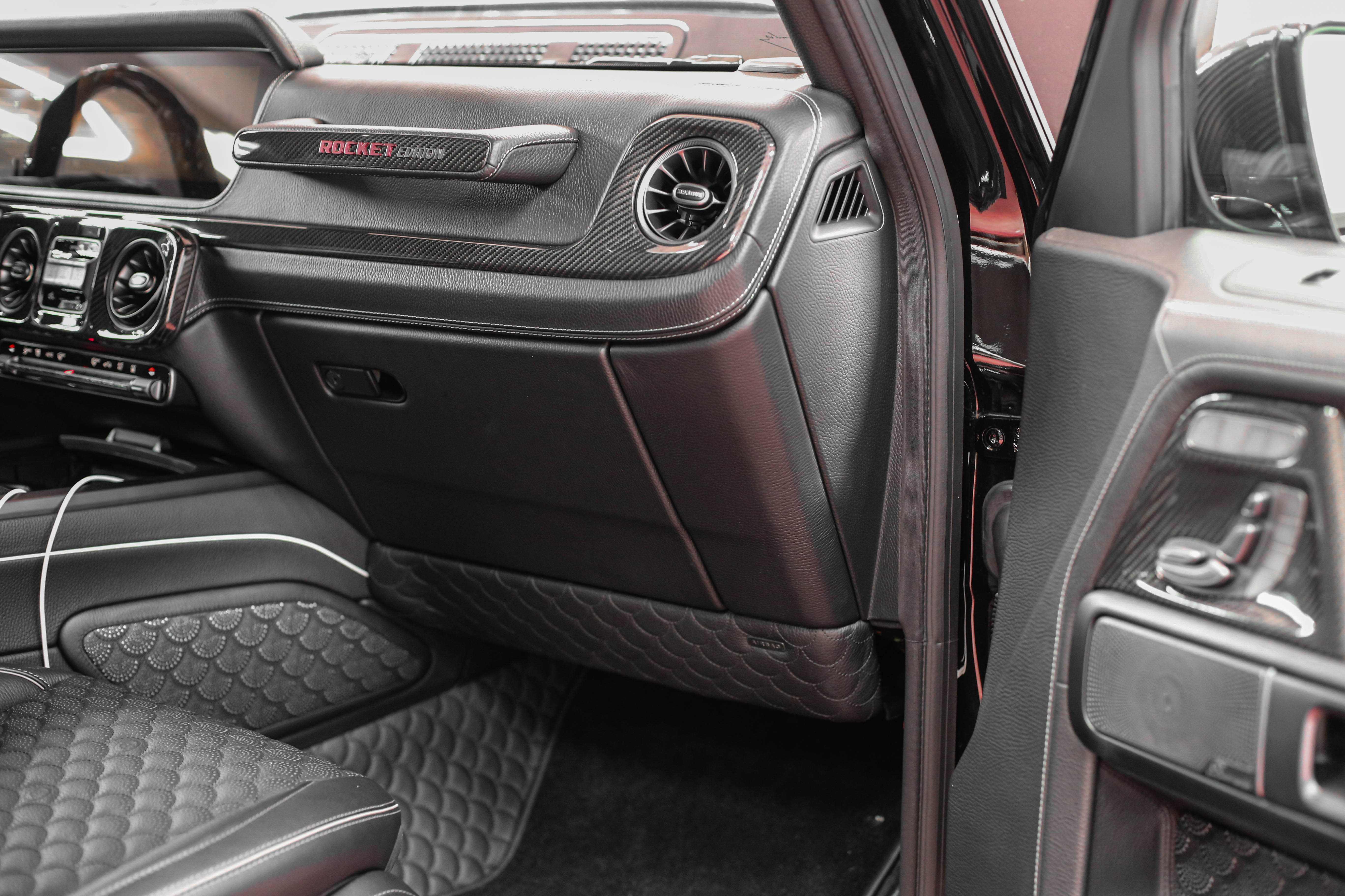 Пороги BRABUS 7