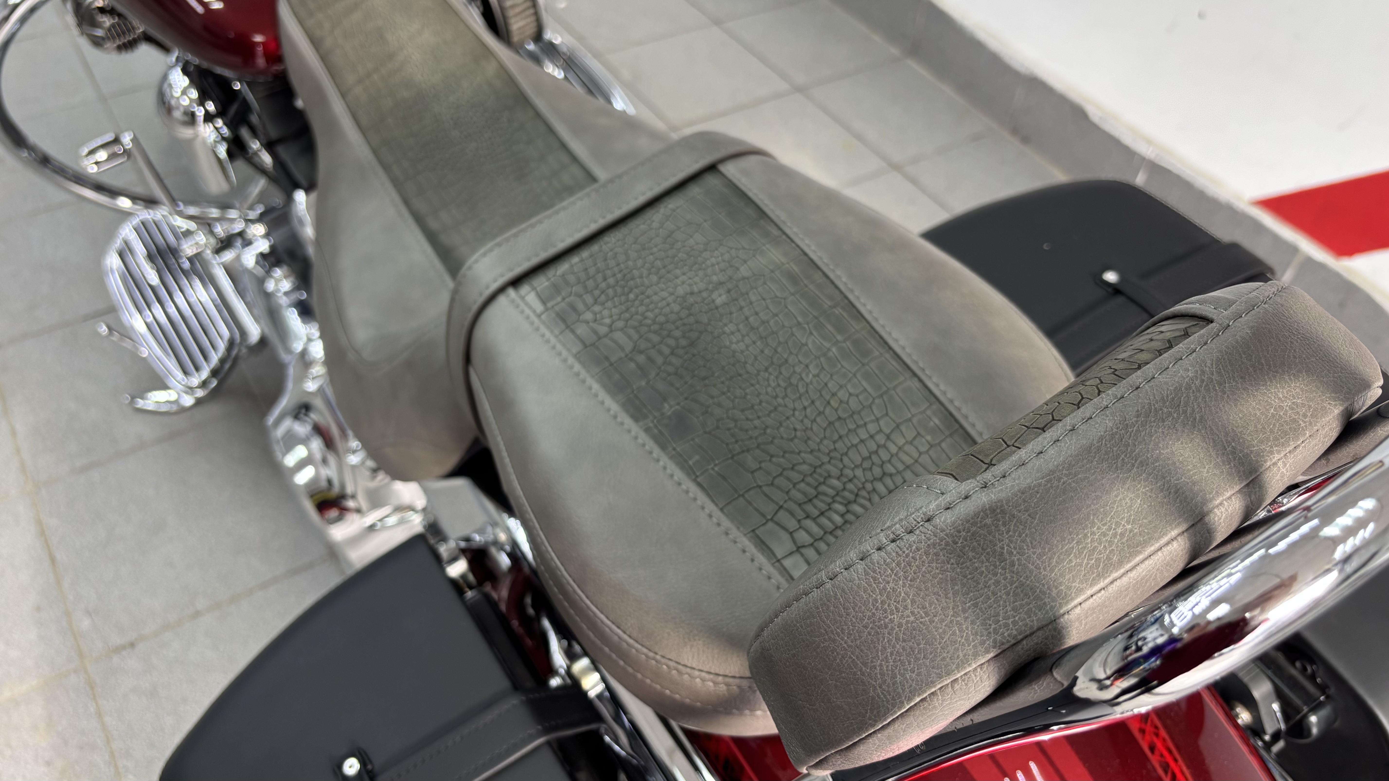 Пассажирская часть сиденья Harley-Davidson после перешива