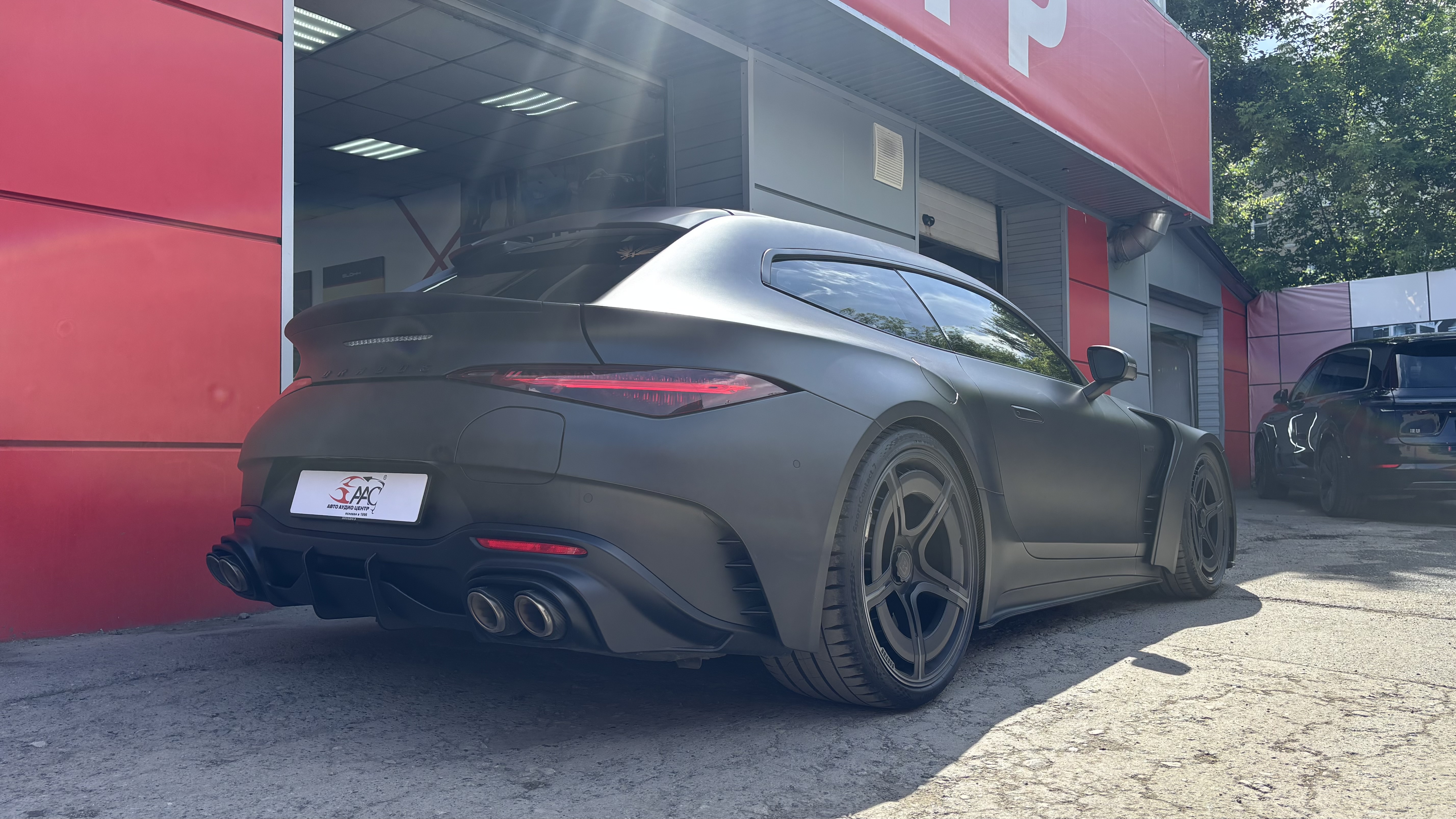 Mercedes-Benz AMG GT 6