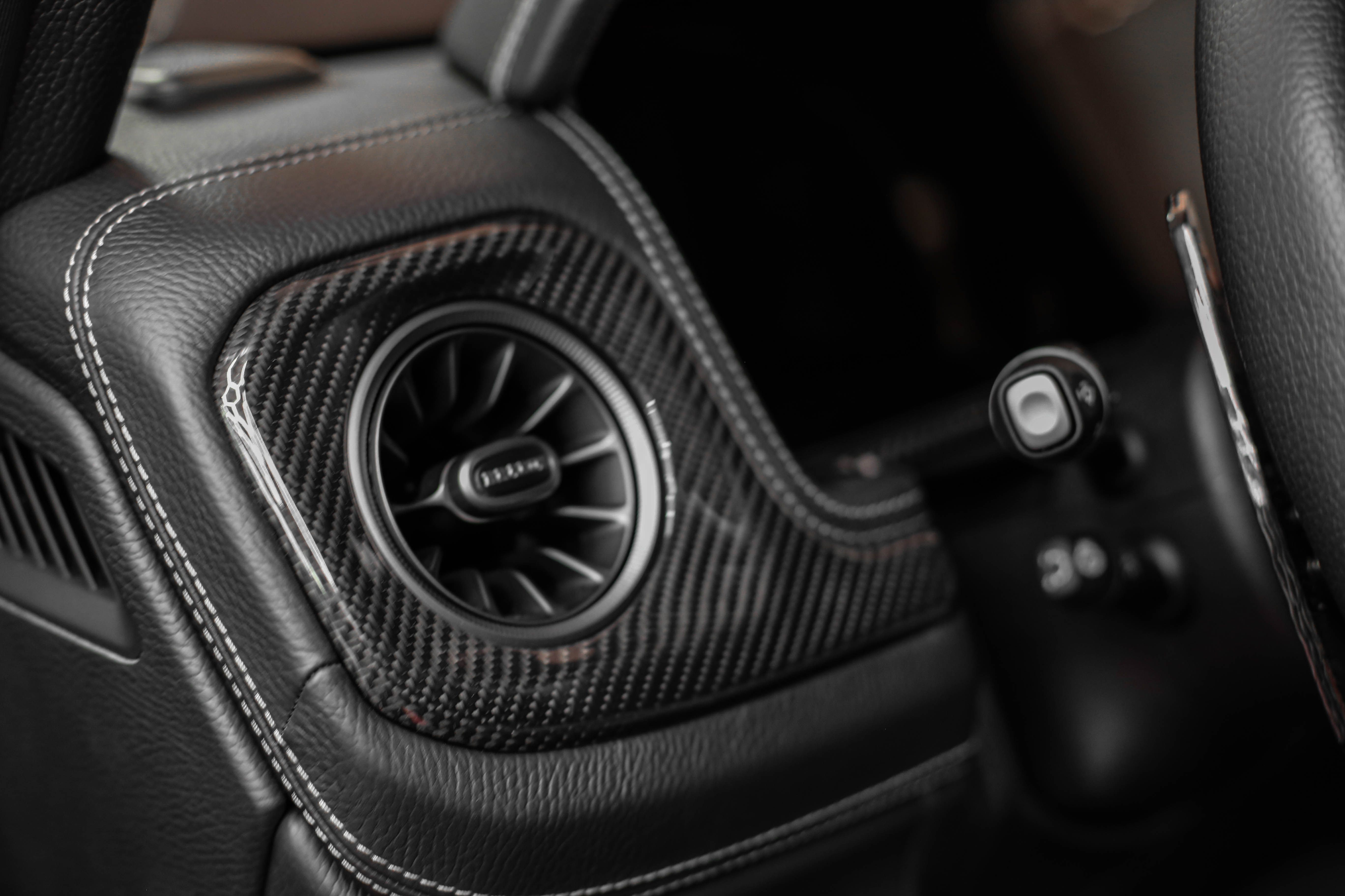 Пороги BRABUS 3