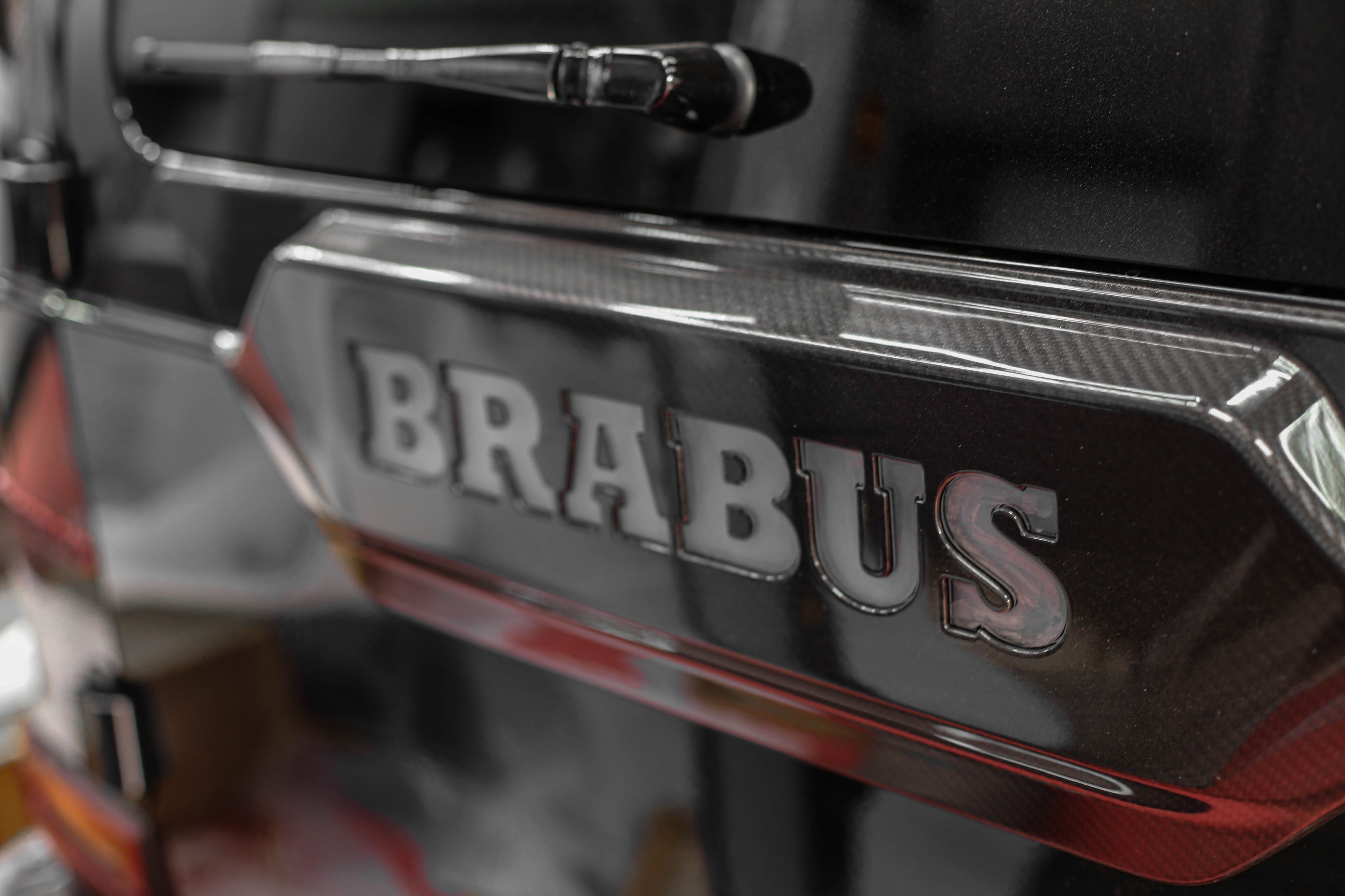 Пороги BRABUS 4