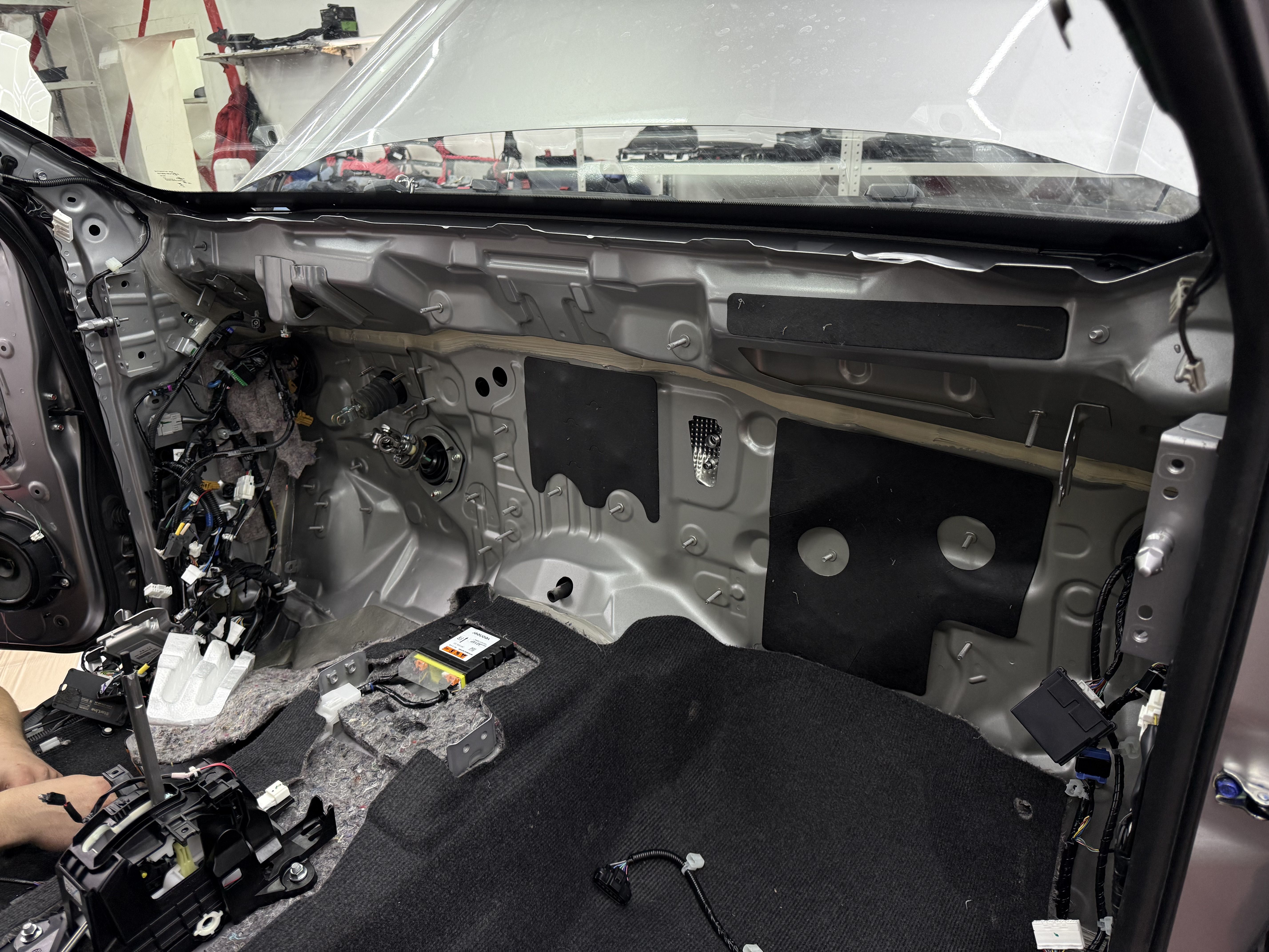 Шумоизоляция Mitsubishi L200 3