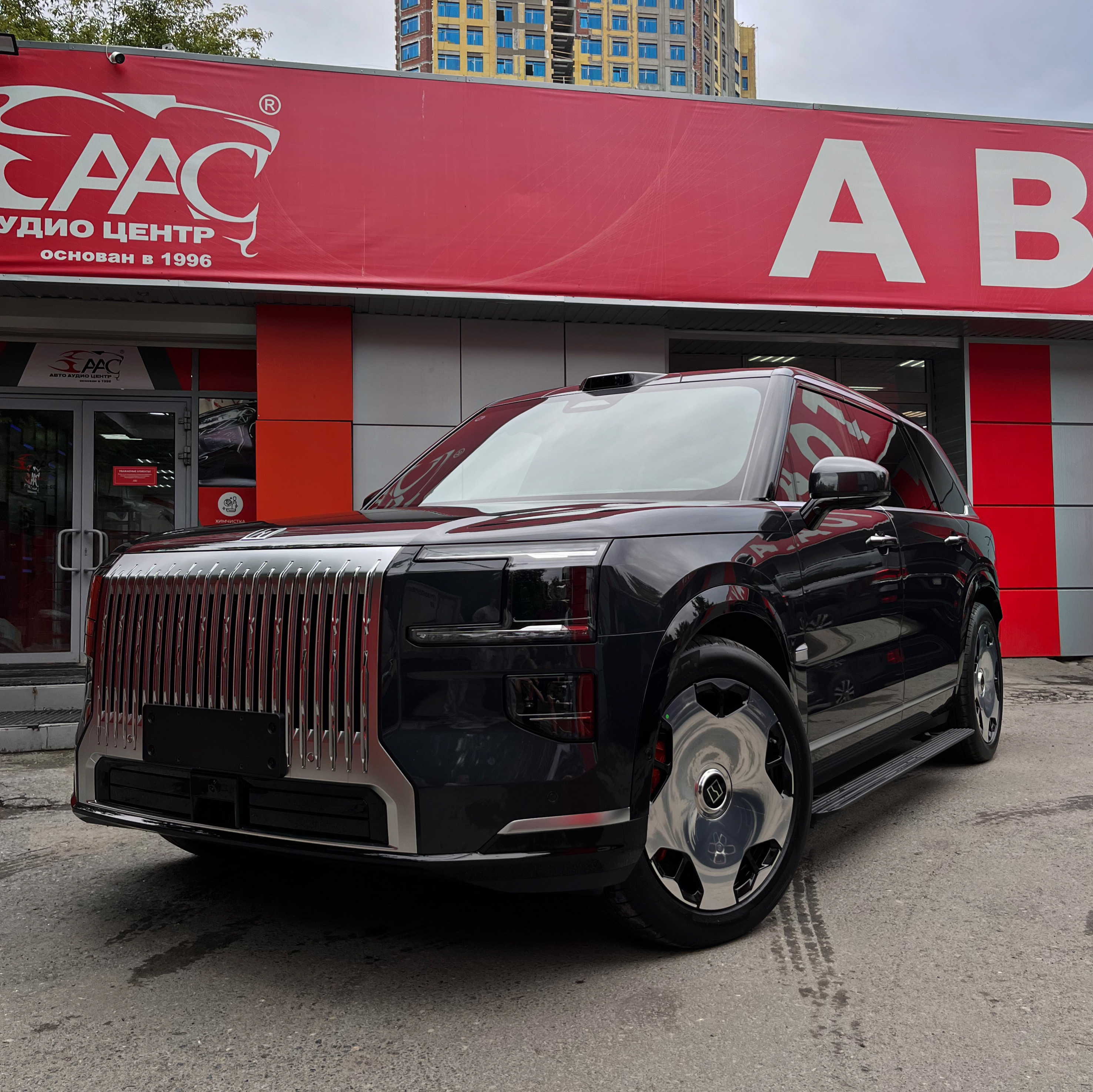 Новый ZEEKR 9X у АвтоАудиоЦентра