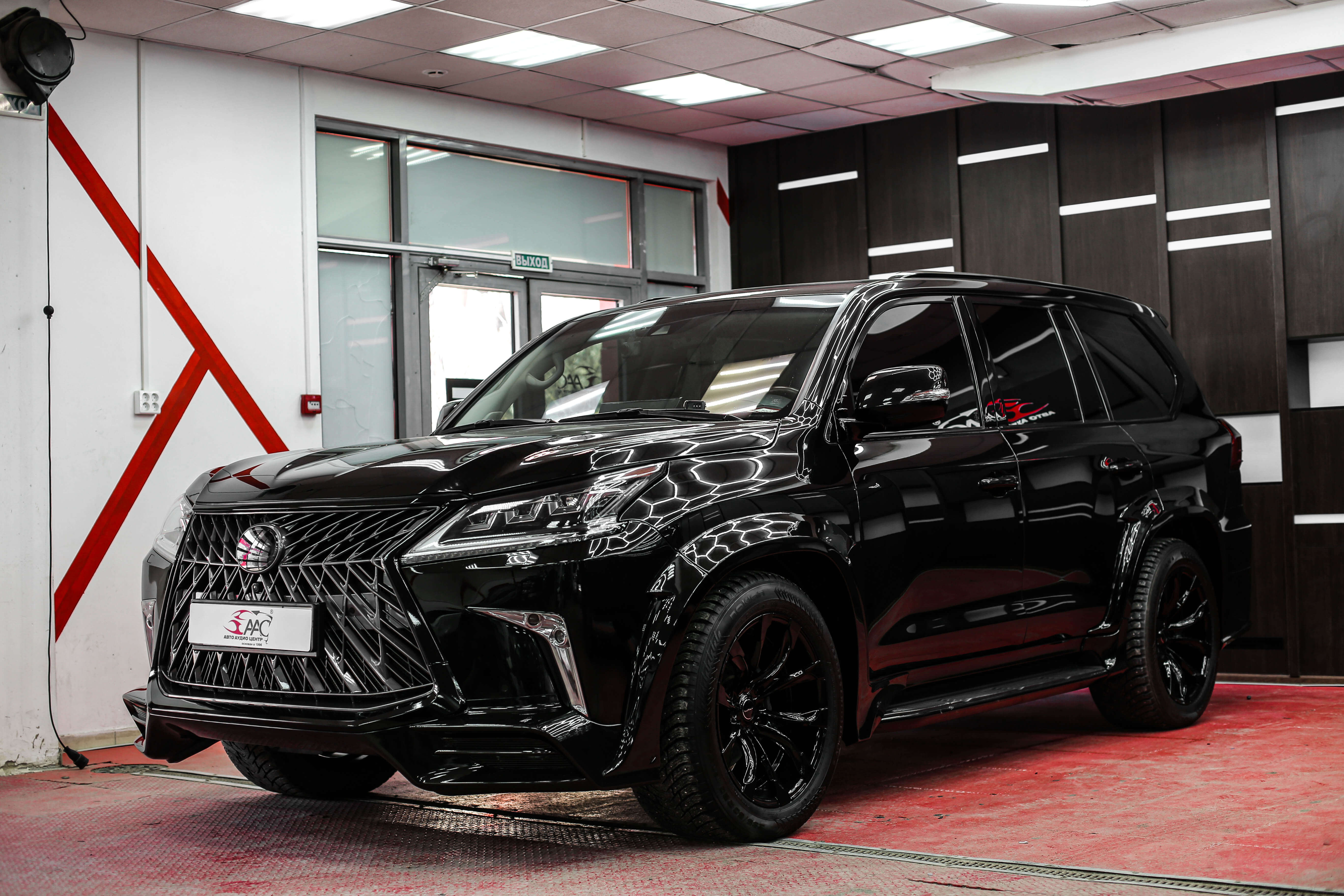 Lexus LX570 тюнинг — фото 2